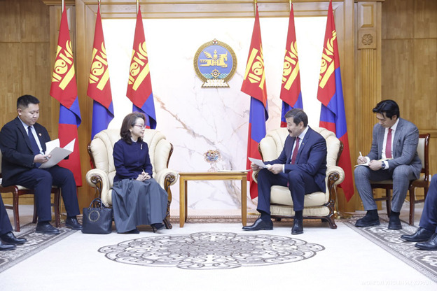 Deputy Speaker Meets Chinese Ambassador to Discuss Parliamentary and Economic Cooperation
